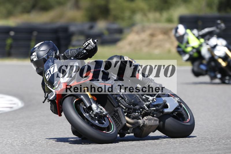 Archiv-2025/48 25.08.2025 Cornu Master School ADR/blau-bleu/57